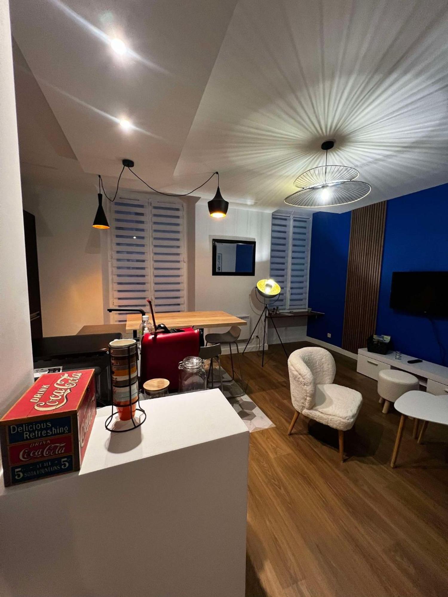 Appartement Le Flamboyant - Wifi - Central - Cosy Aix-les-Bains Luaran gambar